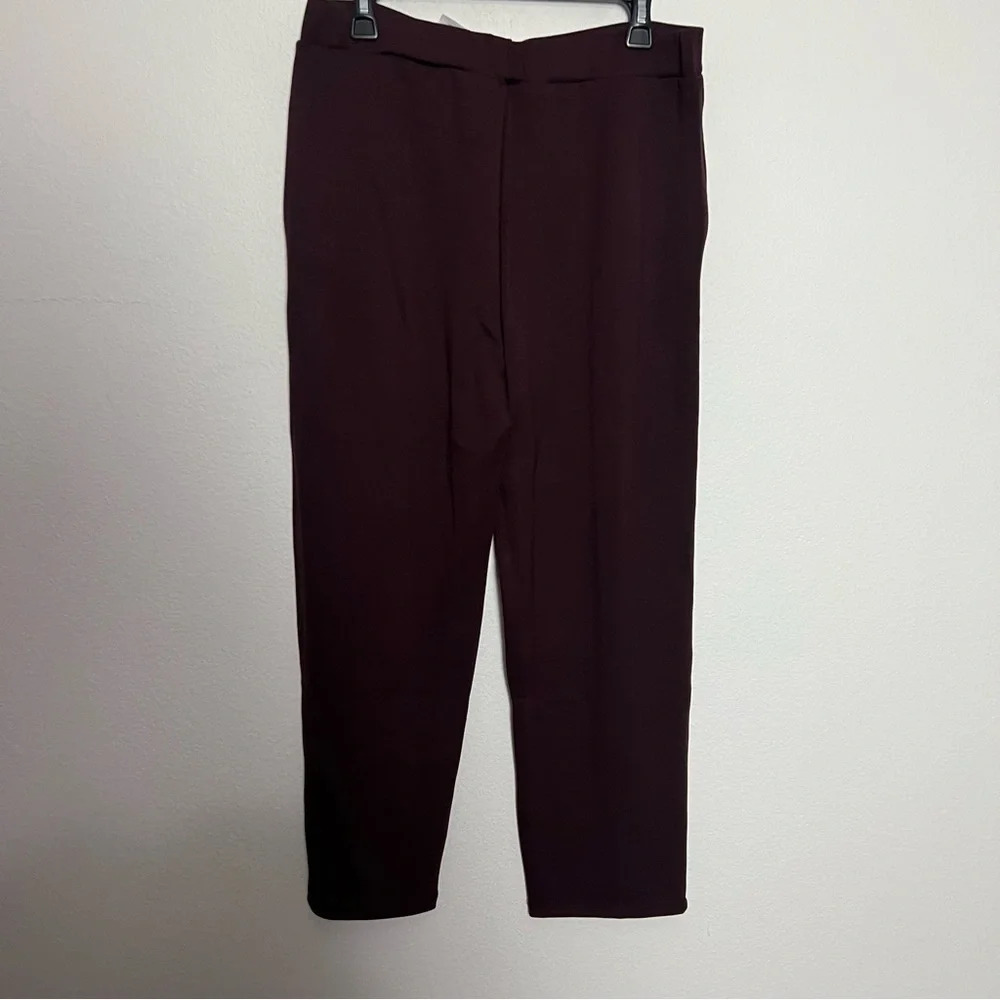 Tahari | Burgundy High Rise Pull-On Ponte Pant (S) - Picture 7 of 9